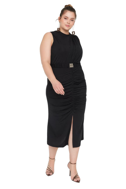 Trendyol Vestido entallado talla grande