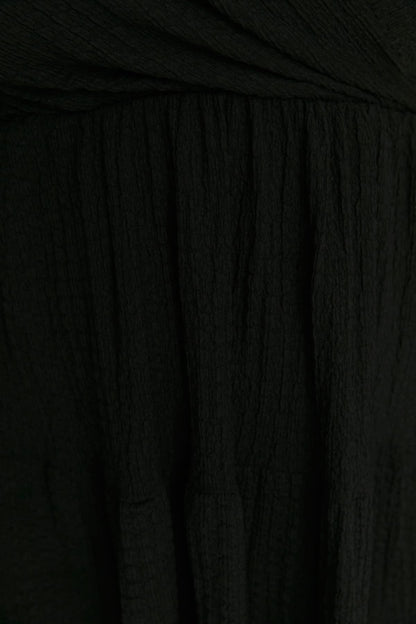 Vestido corto escote cruzado