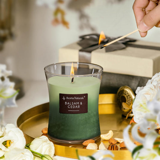 Velas aromáticas de Bálsamo y cedro. Vela de soja con reloj de arena